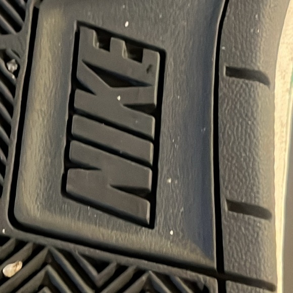 Nike Sneakers | Court Invader High Top green Black 677807-037. 7 y w/box - Picture 9 of 14